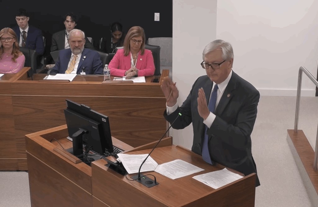 Sen. Ted Alexander addresses the Senate Judiciary Committee